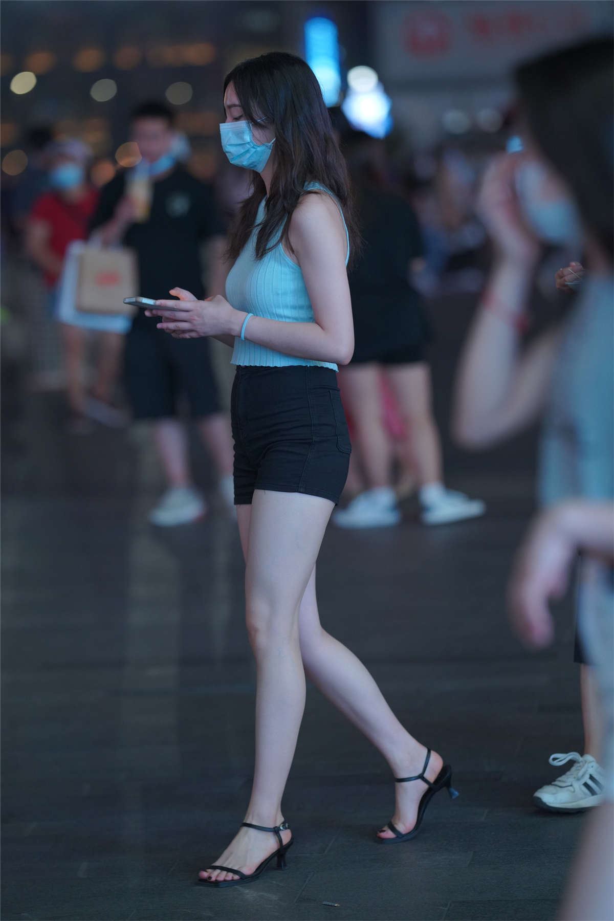 牛仔短裤美丽显腿