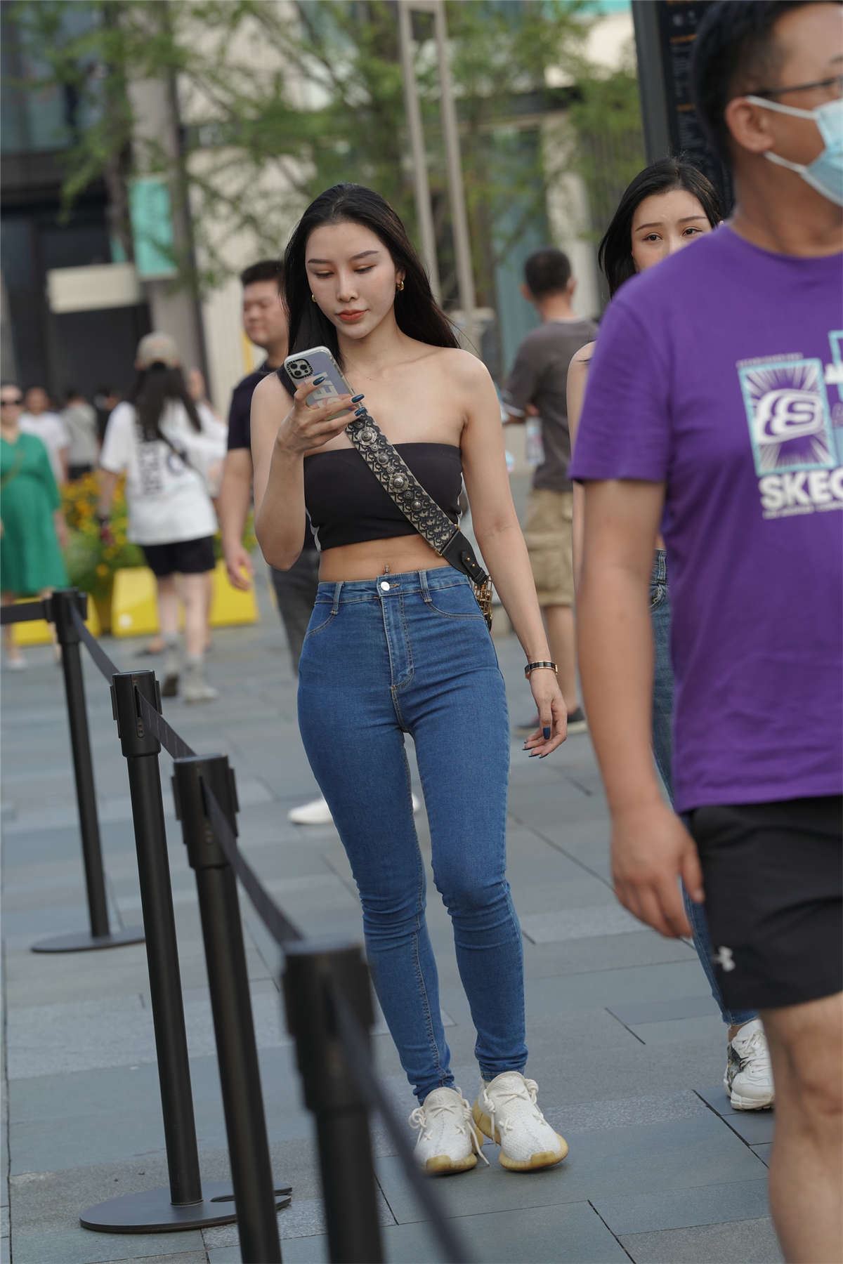 牛仔裤姐妹花