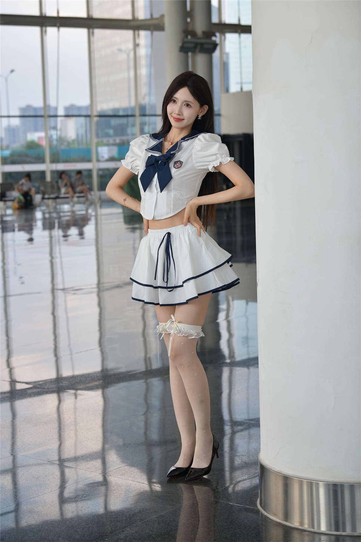 甜美动人白裙