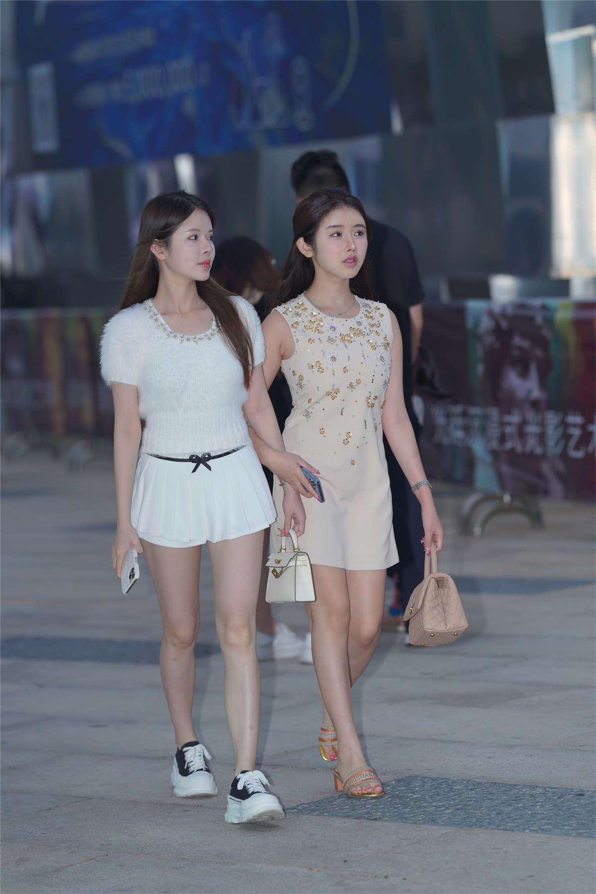 青春动人的美