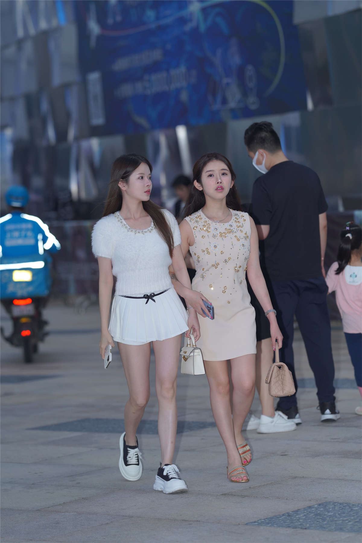 青春动人的美