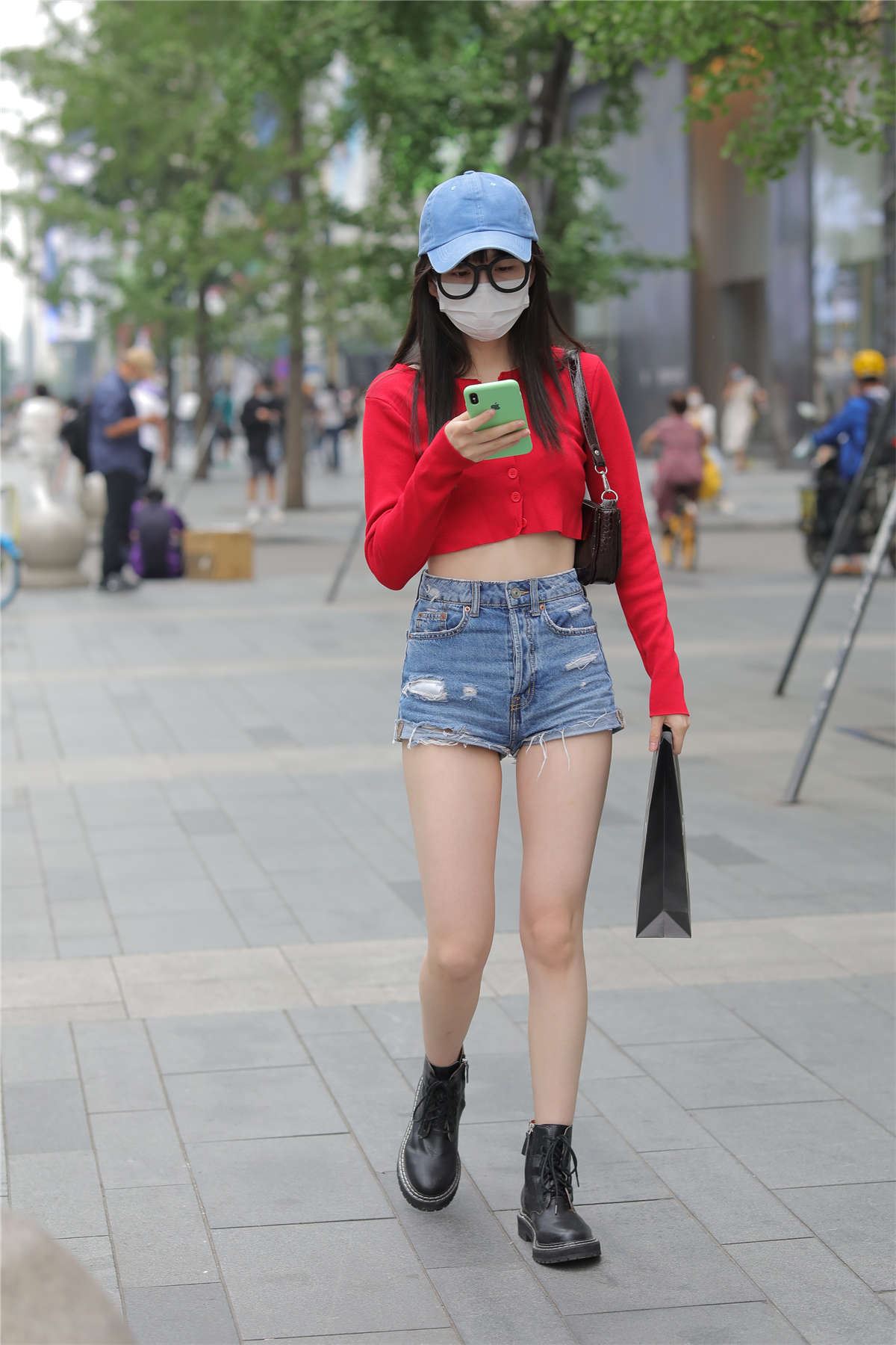 凯恩公爵街拍作品 - 热裤女孩