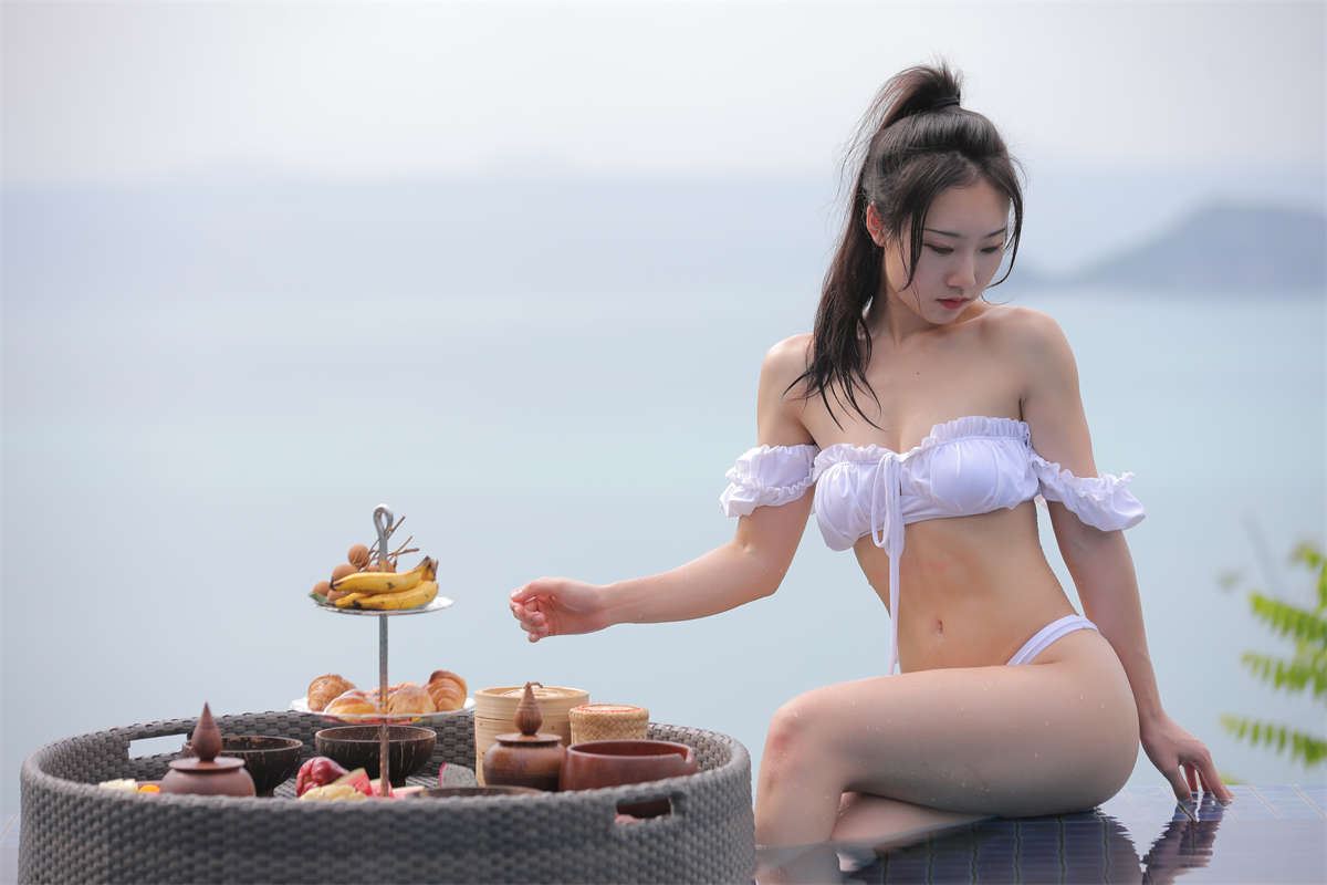 苏梅岛旅拍 盛夏 白色比基尼-01