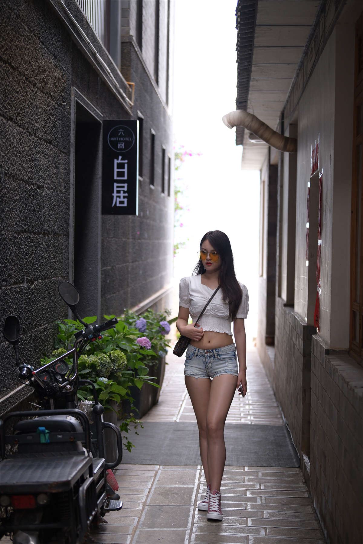 魂魂大理旅拍 第一篇 热裤女孩