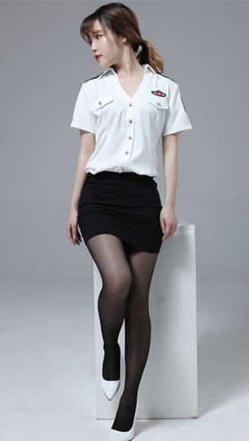 性感的黑丝美女(35P)