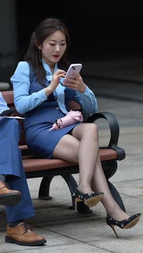 黑丝包屯裙美女(72P)