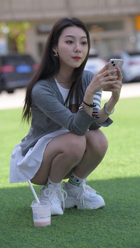 手心里的太阳(744P)
