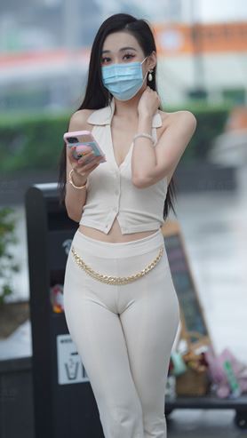 性感的白裤美女(935P)