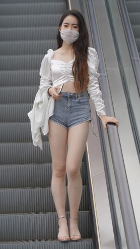 （视频）大长腿美女