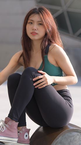 （视频）瑜伽裤小妹