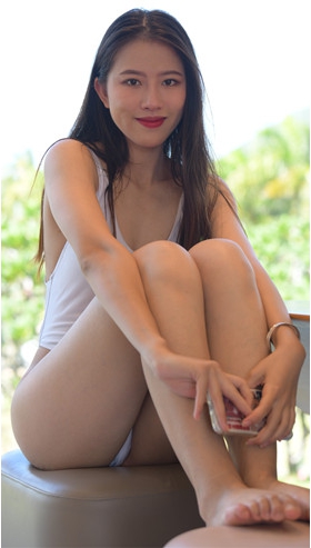 白色连体比基尼美女【套图+视频】