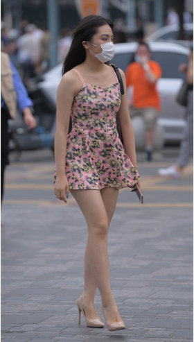 连衣裙女孩(67P)[1.7G/JPG]