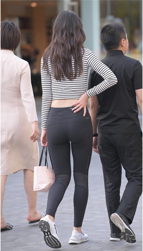身材很好的紧身裤美女(23P)[474M/JPG]