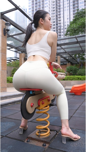 （套图一）浅黄瑜伽裤美女(390P)[6.75G/JPG]