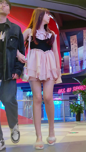 长腿女友