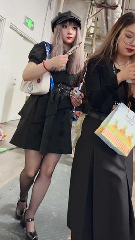 可爱的小美女