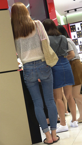 薄纱蓝牛美女