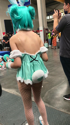 可爱的coplay女孩
