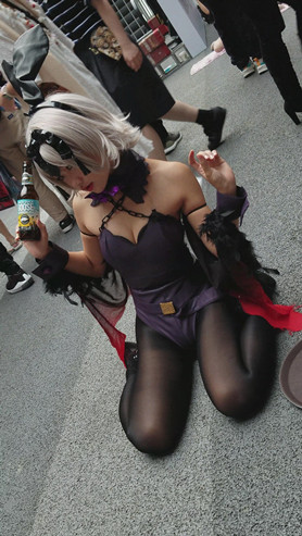黑丝coplay小妹