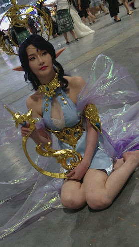 漂亮的coplay小姐姐