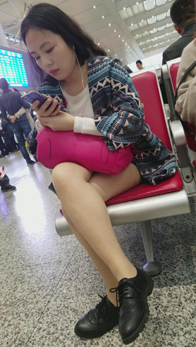 漂亮的白嫩美女