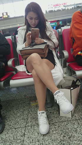 裸腿美女