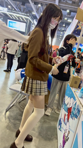长腿美女
