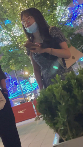 漂亮的妹子