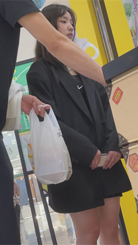 漂亮的小姐姐