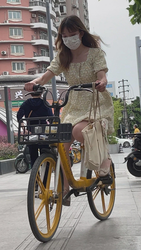 单车美女