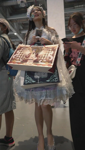可爱的小美女