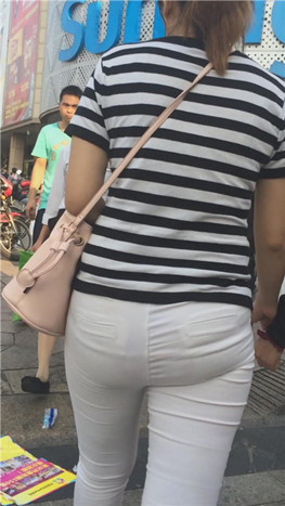 紧白美妇