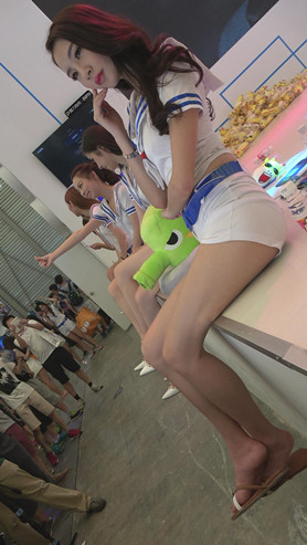 漂亮的网红脸美女