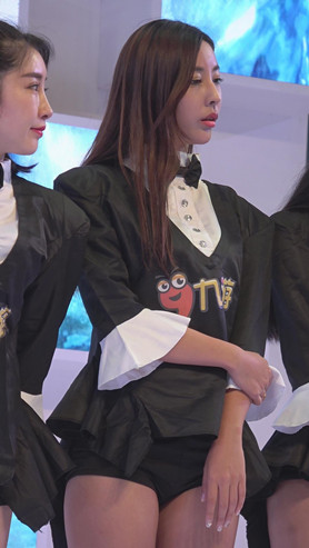 漂亮的气质美女