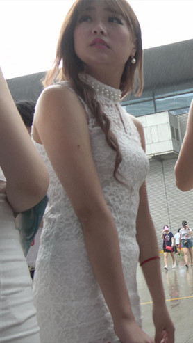 微透包臀裙美女