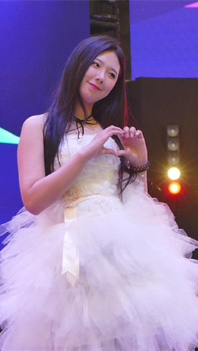 漂亮的白裙美女们