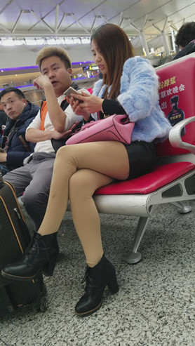 肉色丝袜小妹