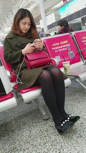 黑丝妹子