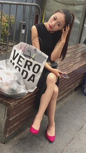 美腿小姐姐