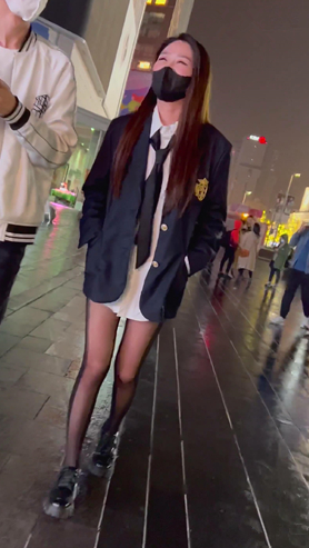 黑丝美女