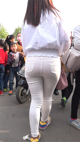 丰腴白裤