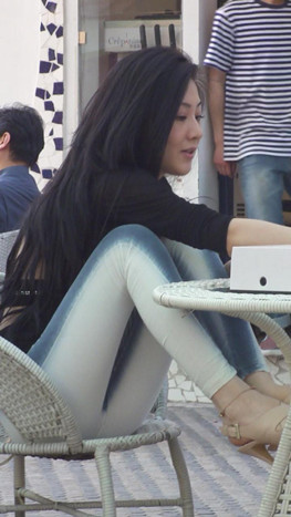 紧身长发美女