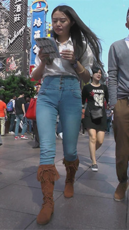 高腰蓝牛紧身美女