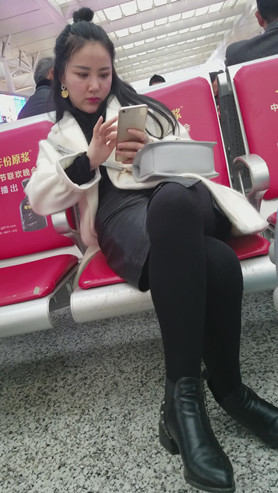 黑色丝袜小姐姐