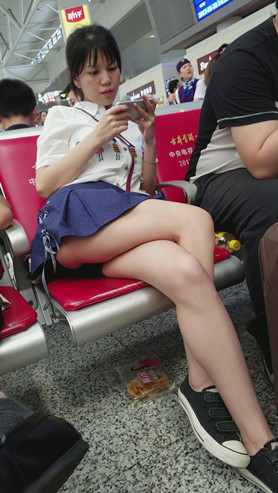短裙美腿