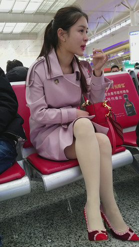 红鞋肉丝小姐姐