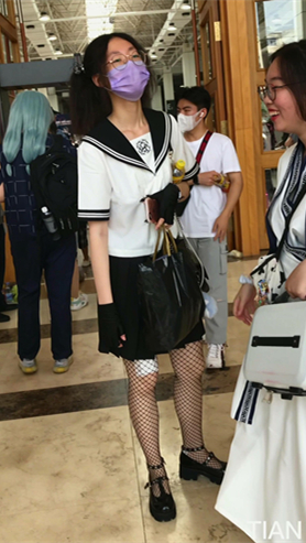 苗条的妹子