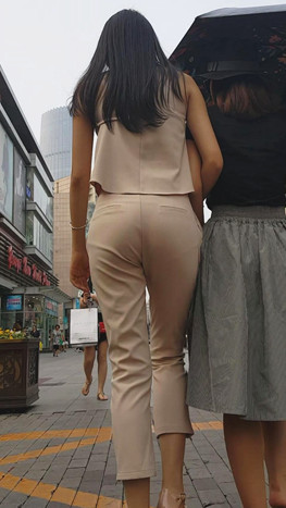 无袖套装紧身小姐姐