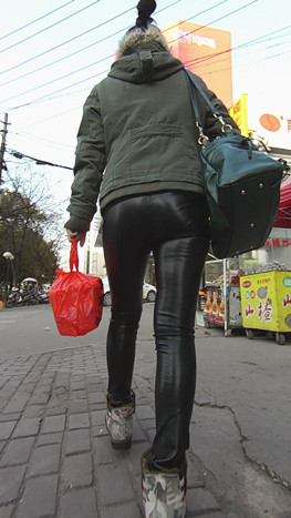 皮裤妹子