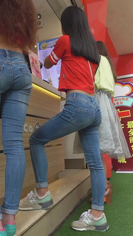 红衣牛仔两姐妹